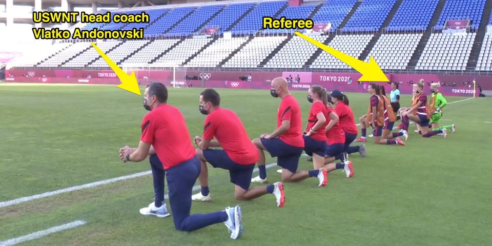 The USWNT bench kneels to protest racism.