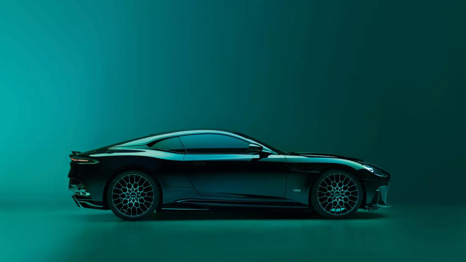 Aston Martin DBS 770 Ultimate