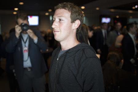 Facebook CEO Mark Zuckerberg leaves the stage after an onstage interview for the Atlantic Magazine in Washington, September 18, 2013. REUTERS/Jonathan Ernst