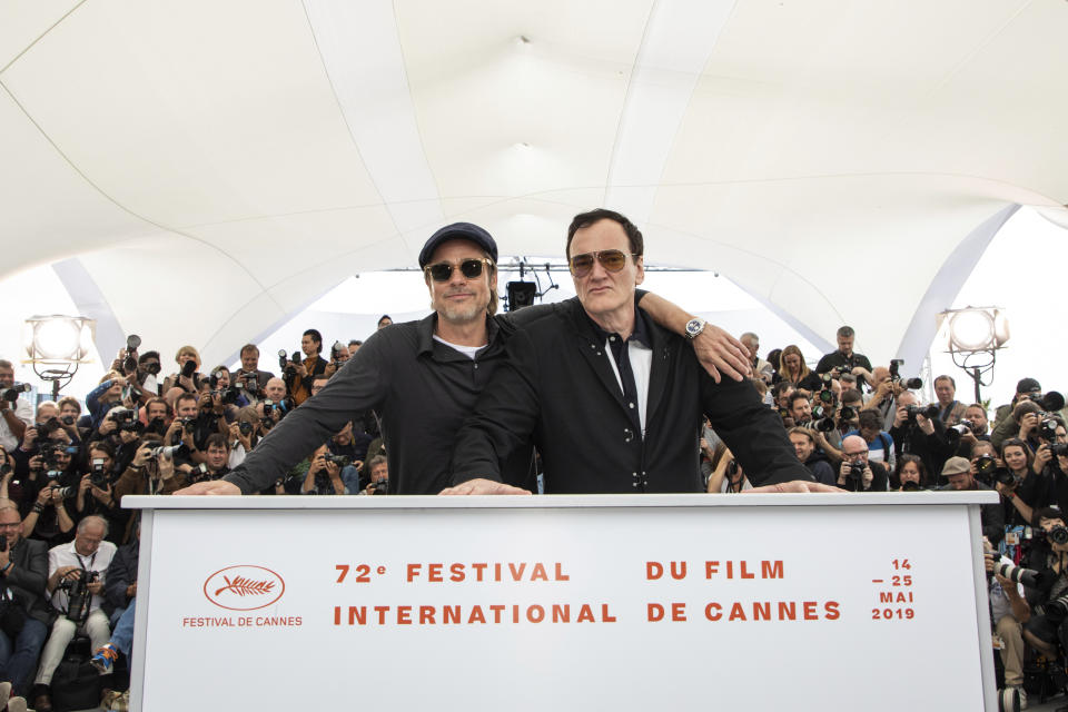 El actor Brad Pitt y el director Quentin Tarantino posan con motivo del estreno de "Once Upon a Time in Hollywood" en el Festival de Cine de Cannes, el miércoles 22 de mayo del 2019 en Cannes, Francia. (Foto por Vianney Le Caer/Invision/AP)