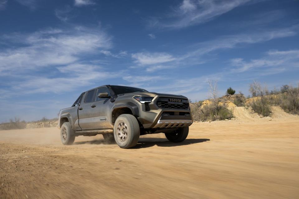 2024 toyota tacoma hybrid