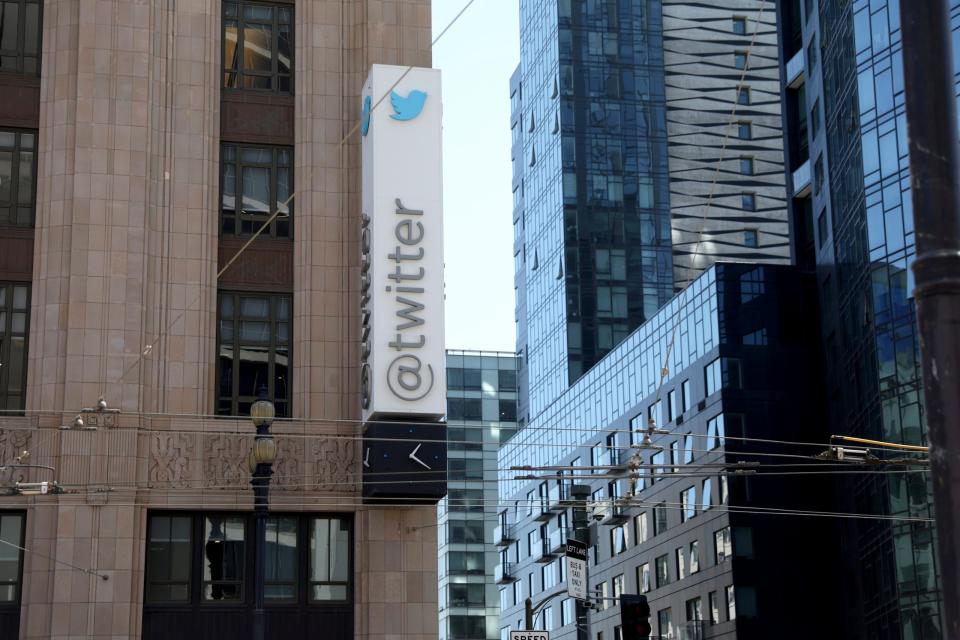 Die Twitter-Firmenzentrale in San Francisco – ein ehemaliger Mitarbeiter wurde nun verurteilt, weil er Nutzerdaten für Saudi-Arabien spionierte. - Copyright: picture alliance/ASSOCIATED PRESS: Jed Jacobsohn