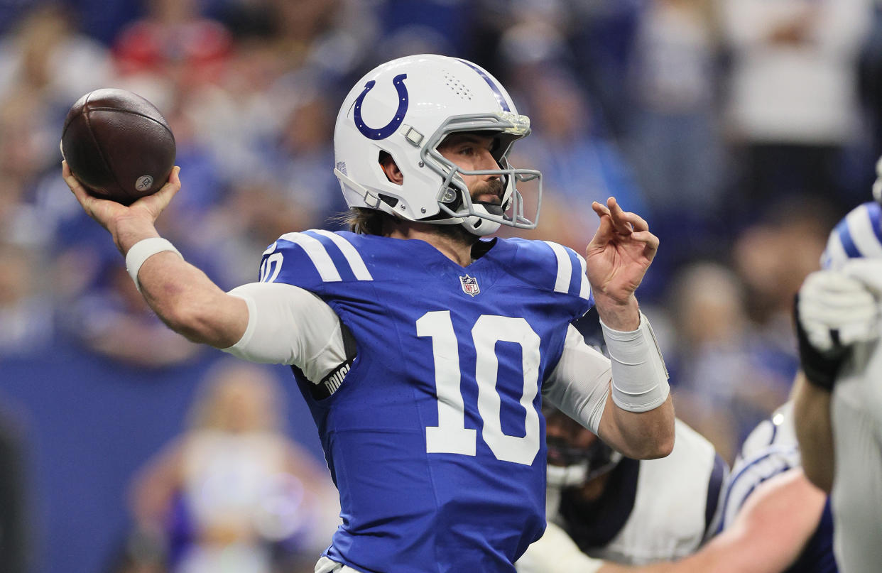 INDIANAPOLIS, INDIANA - JANUARY 06: Gardner Minshew #10 of the Indianapolis Colts passes the ball during the game against the Houston Texans at Lucas Oil Stadium on January 06, 2024 in Indianapolis, Indiana. (Photo by Andy Lyons/Getty Images)