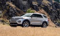 <p>The Explorer's optional hybrid setup includes a 3.3-liter V-6 with a combined power rating of 318 horsepower. </p>