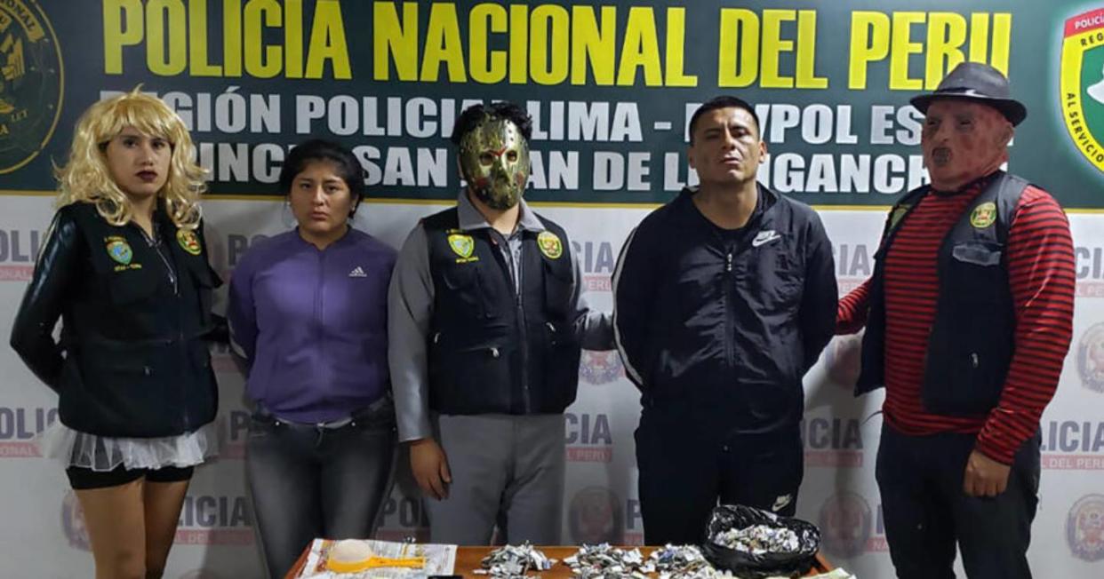 En Halloween, policías se disfrazan de Freddy Krueger, Jason y Tiffanny para capturar a vendedores de drogas. Foto: Captura de video YouTube vía Latina Noticias