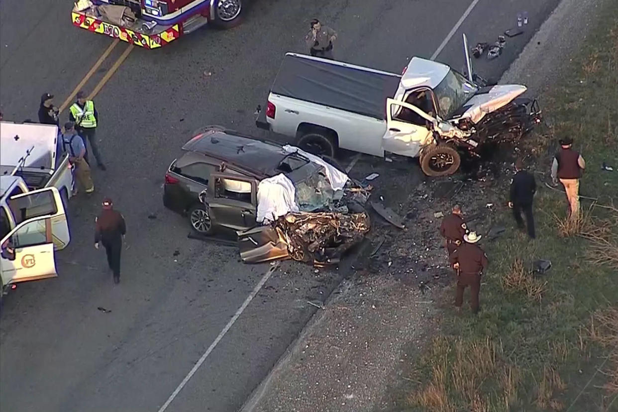 An aerial view of investigators at the site of the crash. (Texas Sky Ranger / via NBC Dallas-Fort Worth)