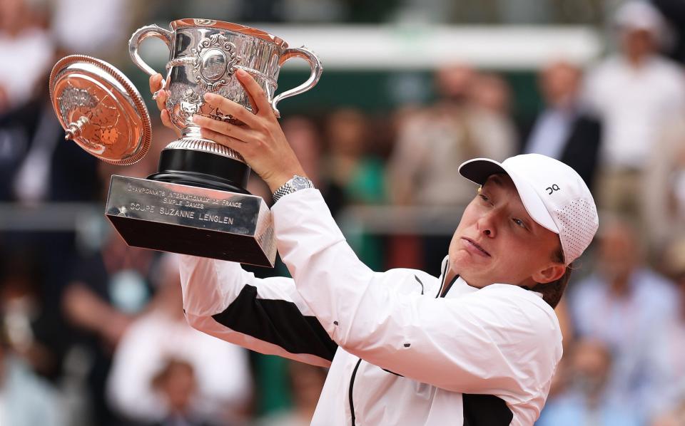 Iga Swiatek clinches third French Open title after thrilling win over Karolina Muchova - Getty Images/Julian Finney