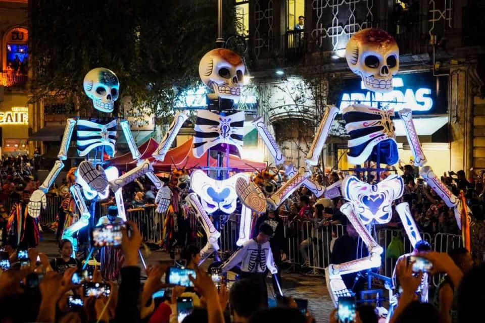 mega desfile día de muertos