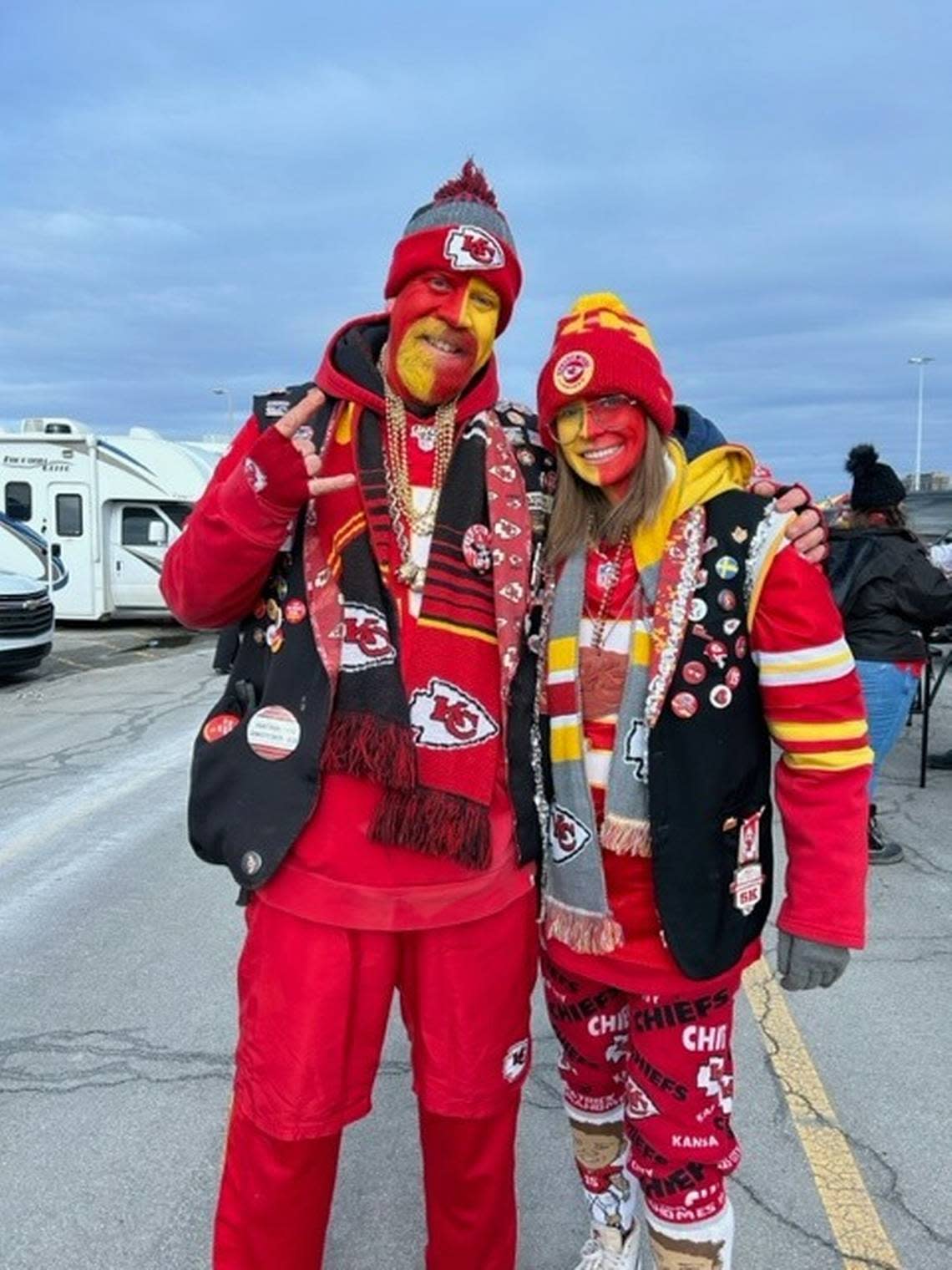 Dave Chandler and his daughter Syd Chandler came all the way from Niagara Falls, Canada to catch today’s game.