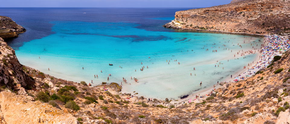 2. Spiaggia del Conigli (Isla dei Conigli, Lampedusa, Italia)