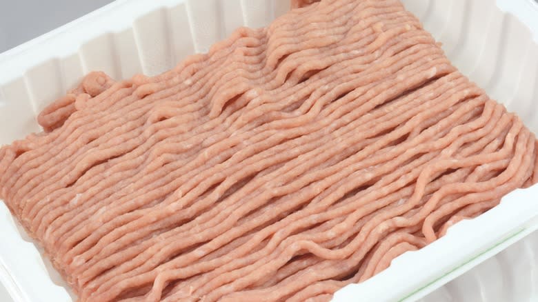 ground turkey in package