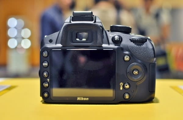 Hands-on: New entry-level Nikon D3200 packs 24-megapixel sensor