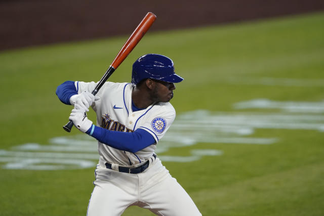 Kyle Lewis of the Seattle Mariners at bat against the Los Angeles