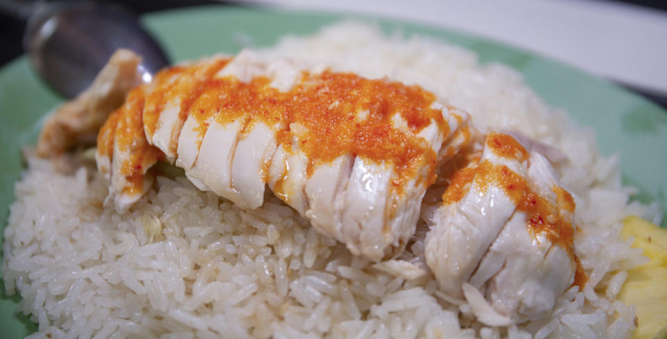 Yuhua Market & Hawker Centre - Sauce on chicken