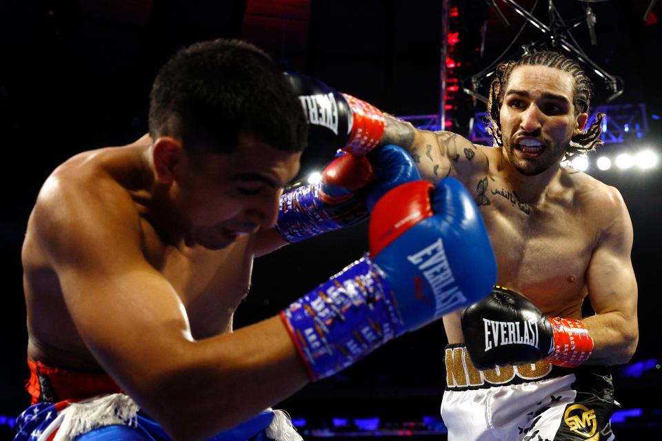 Nico Ali Walsh (right) during a 2021 fight.