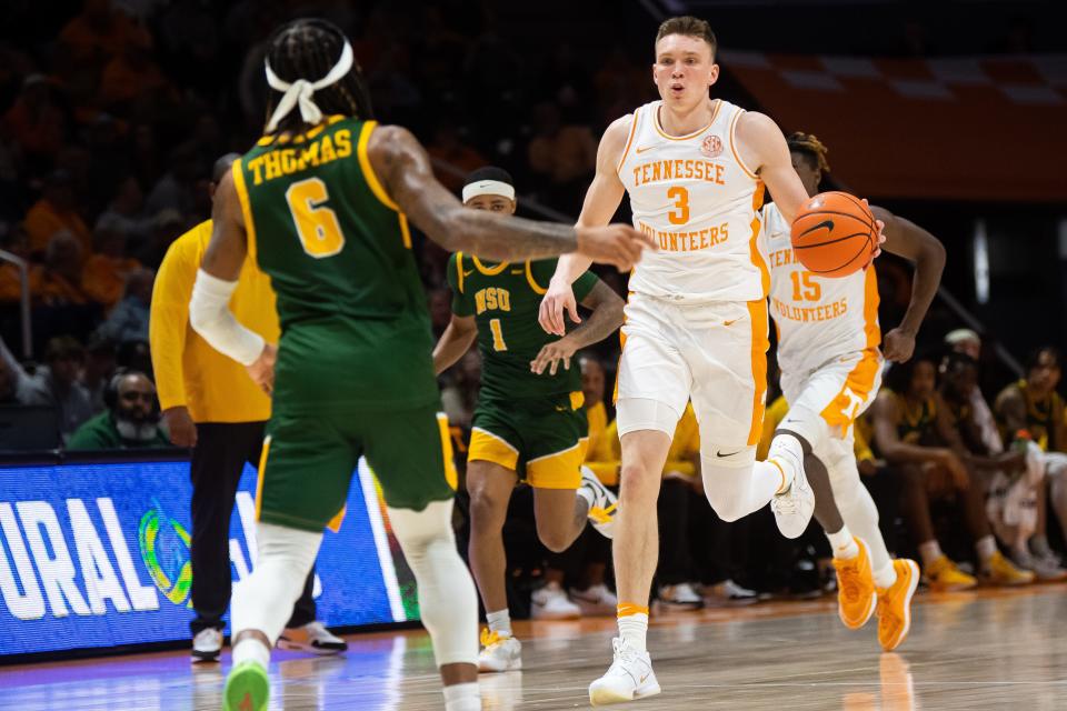 Tennessee guard Dalton Knecht (3) drives down the court during a basketball game between Tennessee and Norfolk State held at Thompson-Boling Arena at Food City Center on Tuesday, January 2, 2024.