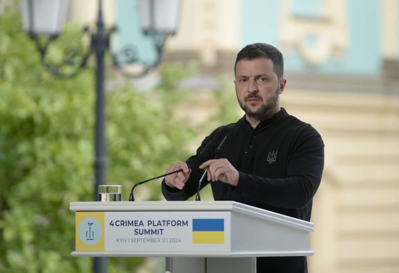 Ukrainian President Volodymyr Zelensky attends a press conference following the Fourth Crimea Platform Leaders Summit. -/ukrin/dpa