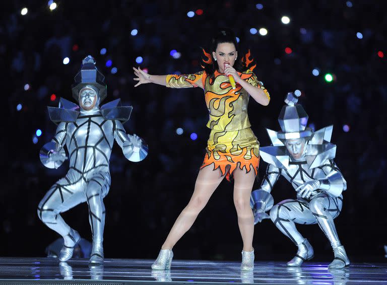 Katy Perry, en 2015, optó por darle mucho color al show en 2015