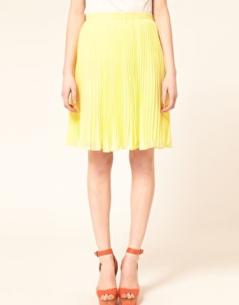 Knee-Length Yellow Skirt 