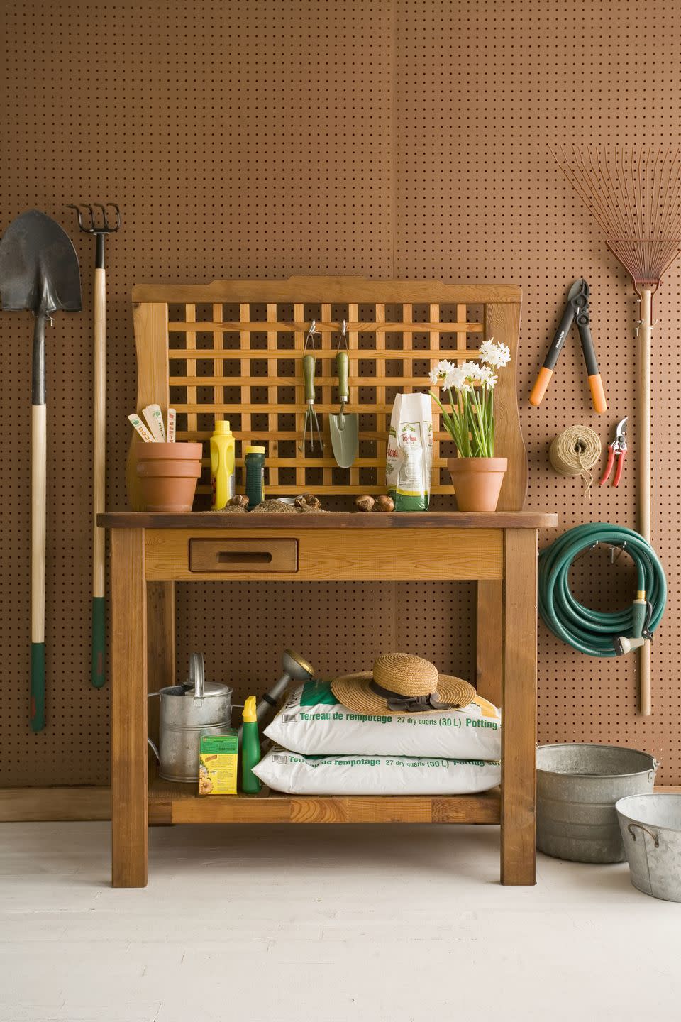 shed organization ideas potting bench