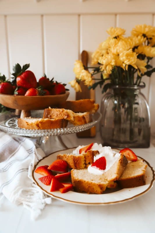 <p>The Quick Journey</p><p>This is the best old fashioned pound cake that yields a delicious, buttery, dense pound cake perfect for fruit or whipped cream!</p><p><strong>Get the recipe: <a href="https://www.thequickjourney.com/old-fashioned-pound-cake/" rel="nofollow noopener" target="_blank" data-ylk="slk:Old-Fashioned Pound Cake;elm:context_link;itc:0;sec:content-canvas" class="link rapid-noclick-resp">Old-Fashioned Pound Cake</a></strong></p>