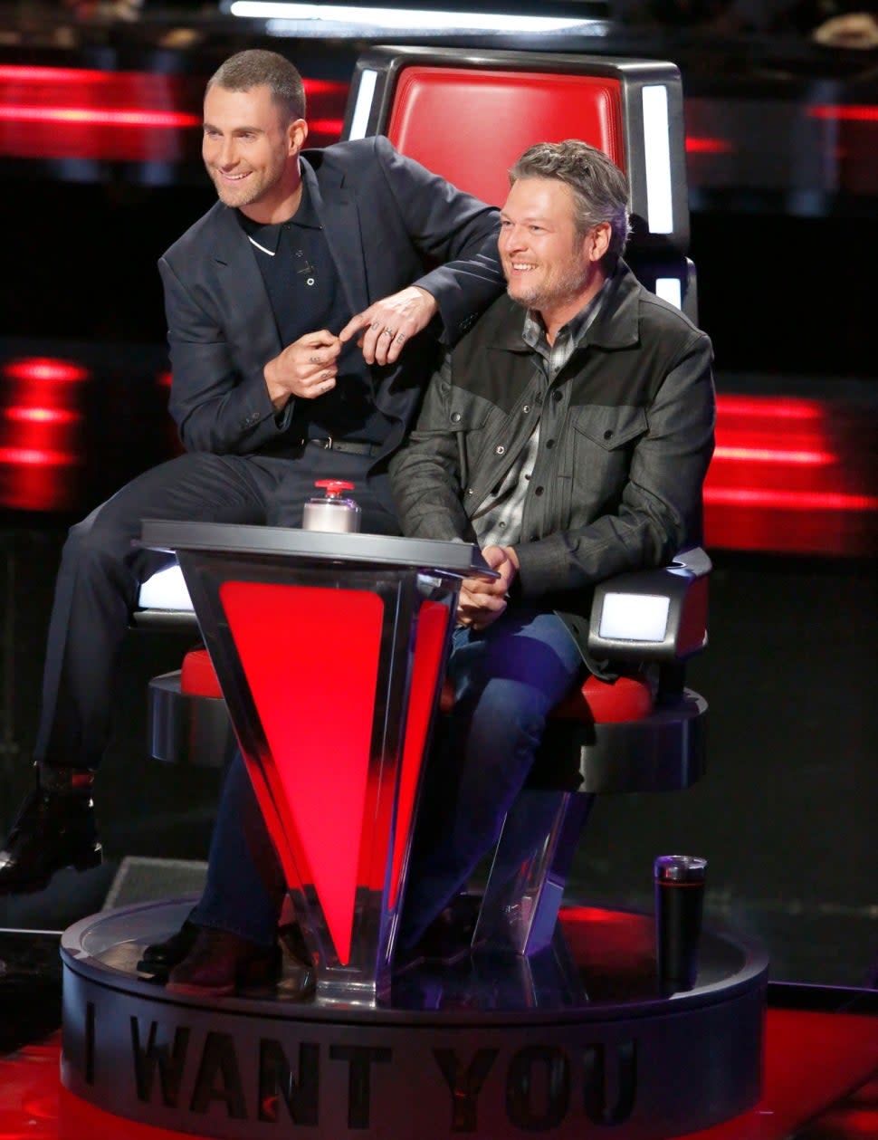 adam levine blake shelton the voice