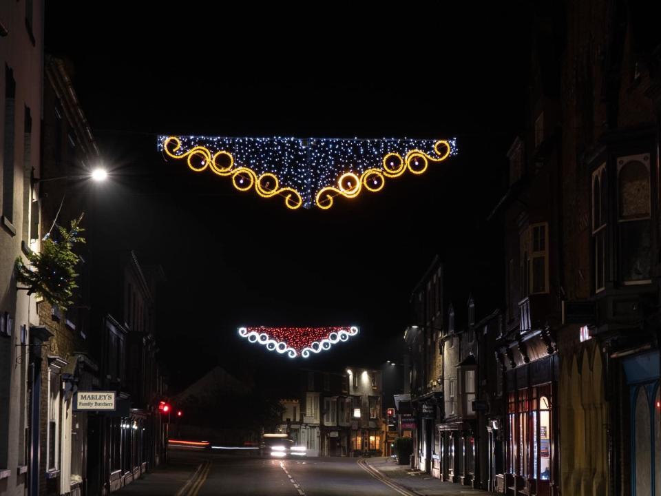More light displays in Ripon. (Triangle)