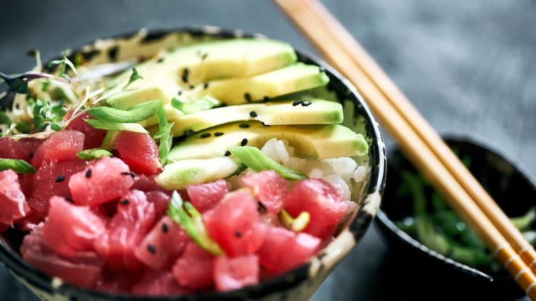 tuna poke bowl with avocado