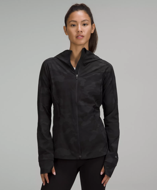 Lululemon shoppers love this 'perfectly lightweight' rain jacket