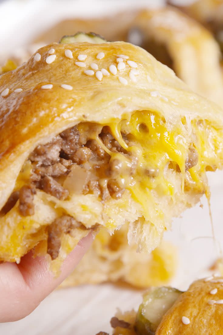 Cheeseburger Crescent Ring