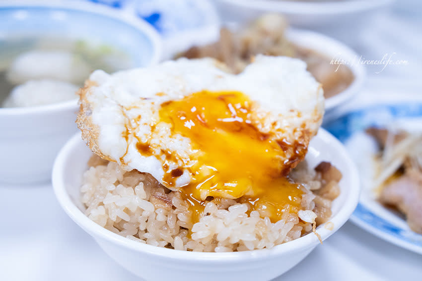 台北「珠記大橋頭油飯」