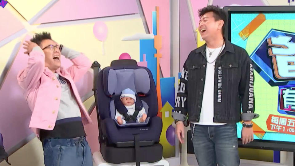 庹宗康和沈玉琳在直播節目中分享爸爸經。（圖／Yahoo TV）