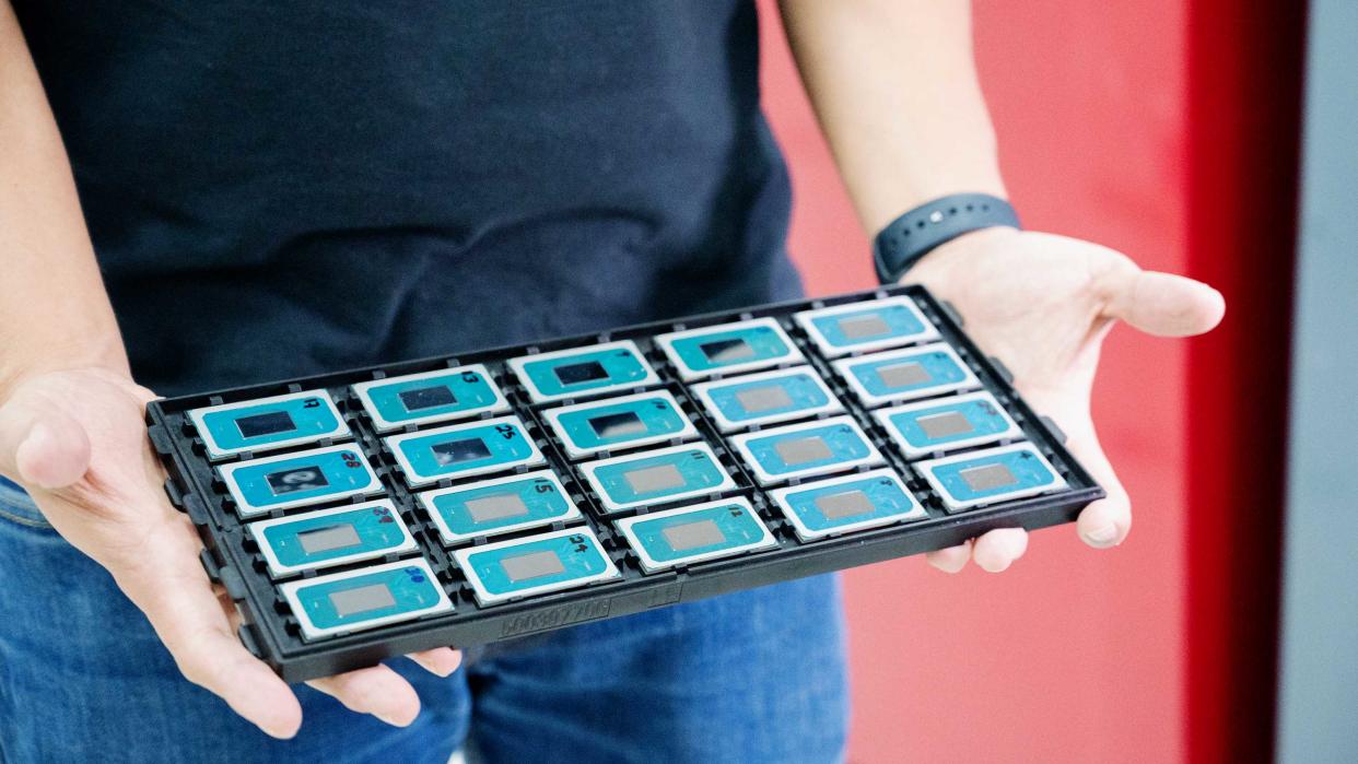  Intel Core Ultra 'Meteor Lake' mobile processors. 