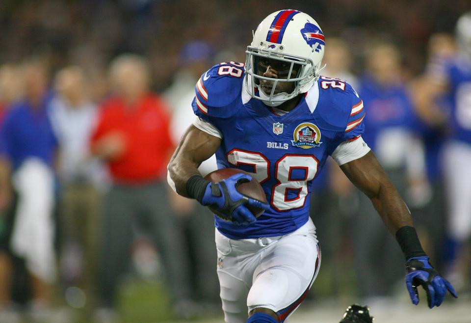 TORONTO, ON - DECEMBER 16: C.J. Spiller #28 of the Buffalo Bills runs against the Seattle Seahawks at Rogers Centre on December 16, 2012 in Toronto, Ontario. (Photo by Rick Stewart/Getty Images)