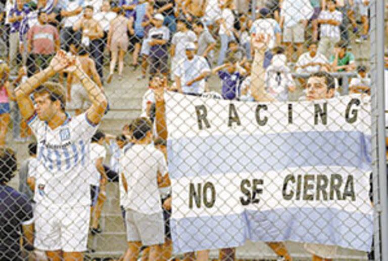 Racing fue uno de los clubes argentinos que se salvaron de la quiebra y el cierre por la Ley del Salvataje.