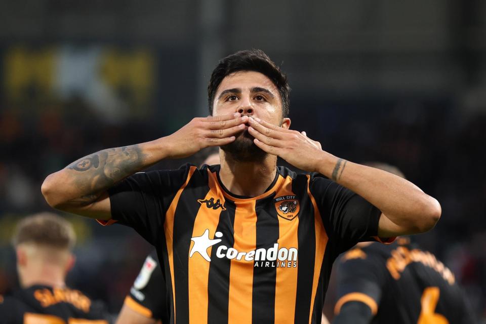 HULL, ENGLAND - AUGUST 25: Ozan Tufan of Hull City celebrates after scoring the team's first goa during the Sky Bet Championship match between Hull City and Bristol City at MKM Stadium on August 25, 2023 in Hull, England. (Photo by George Wood/Getty Images)