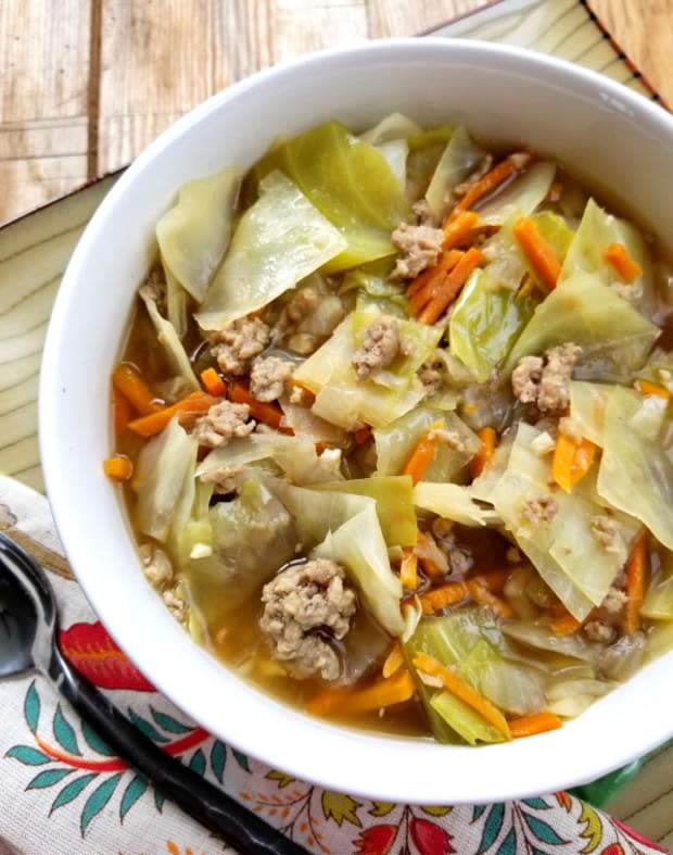 <p><a href="https://www.southyourmouth.com/2019/10/egg-roll-soup.html" rel="nofollow noopener" target="_blank" data-ylk="slk:South Your Mouth;elm:context_link;itc:0;sec:content-canvas" class="link ">South Your Mouth</a></p>