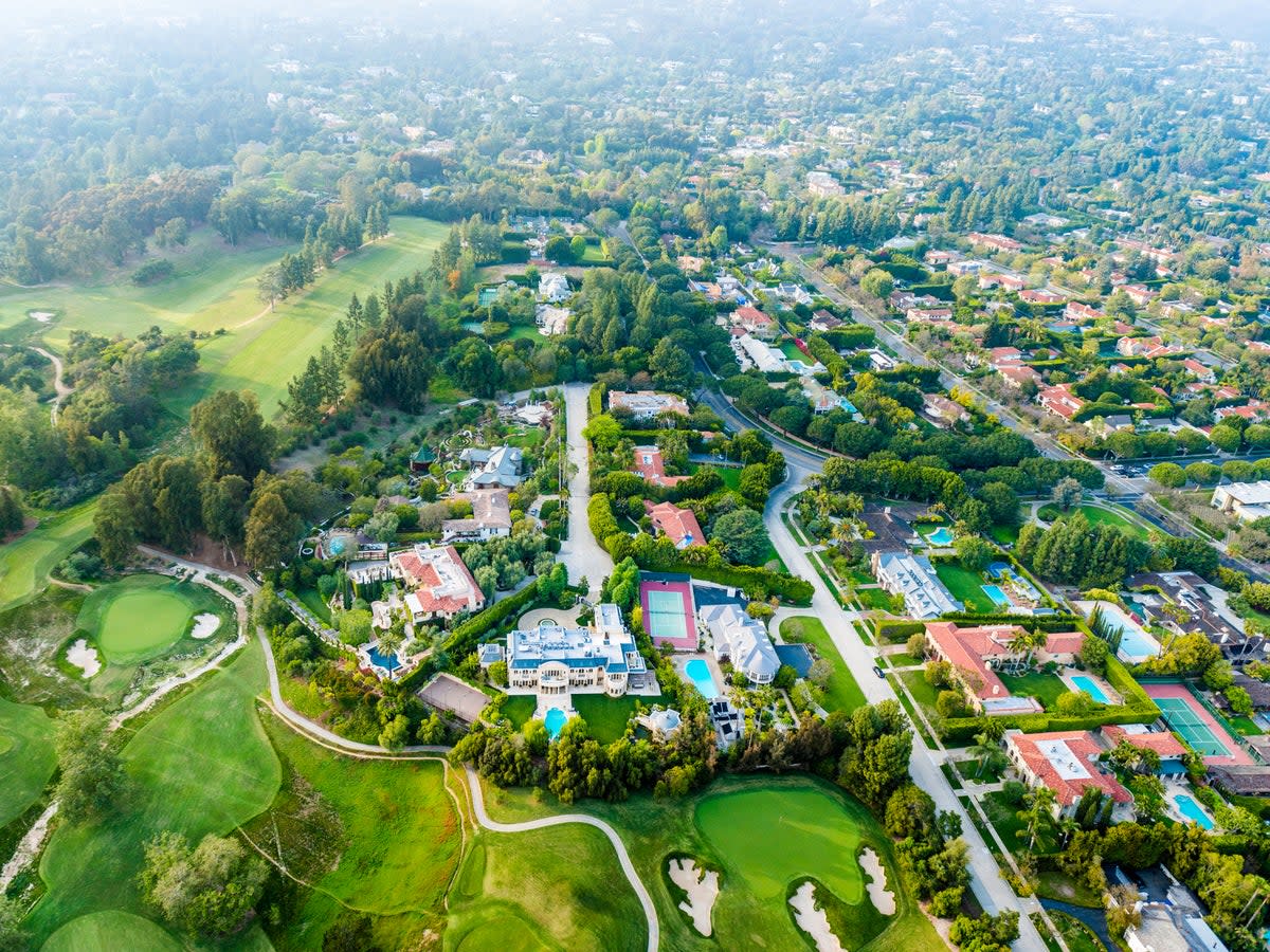 Bel Air Los Angeles mansions and golf course (Getty Images)