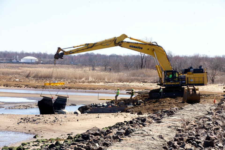 Work continues as Congressman Frank Pallone, Jr. (NJ-06) and Senator Bob Menendez (D-NJ) hold a groundbreaking ceremony with the U.S. Army Corps of Engineers on the Union Beach flood control project at Fireman's Park in Union Beach, NJ Monday March 20, 2023.