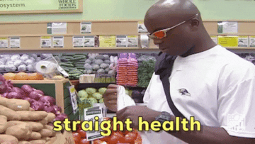 Quadry Ismail says, &quot;Straight health&quot; while grocery shopping on NFL Hard Knocks