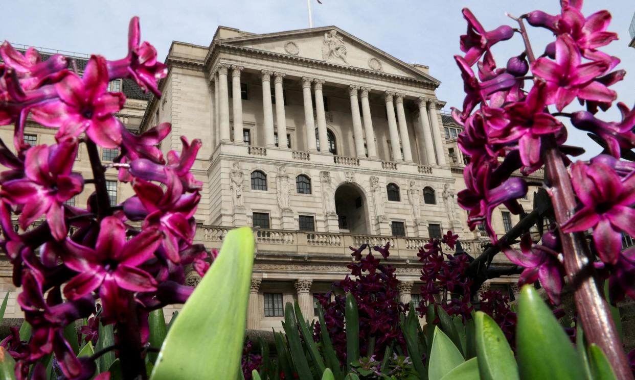 <span>Threadneedle Street said inflation was on course to hit 2% and would fall to just 1.6% in two years, opening the door to future interest rate cuts.</span><span>Photograph: Toby Melville/Reuters</span>