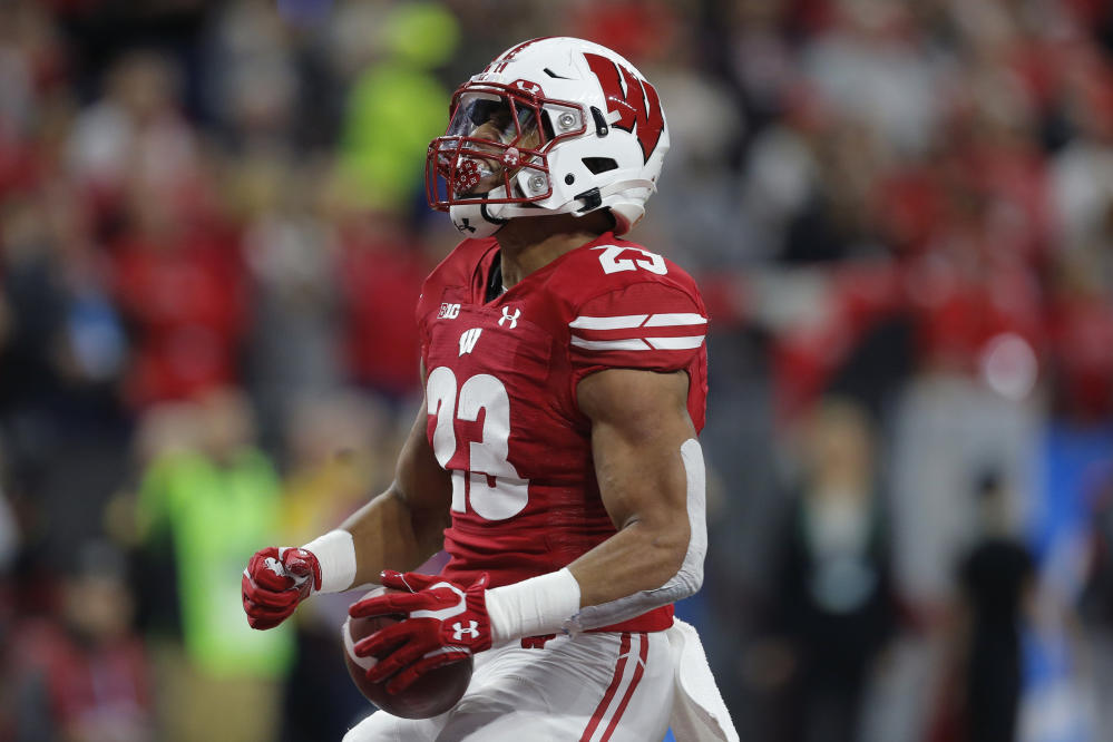 NFL draft steal: Jonathan Taylor's emergence a good case study for running  backs' true value