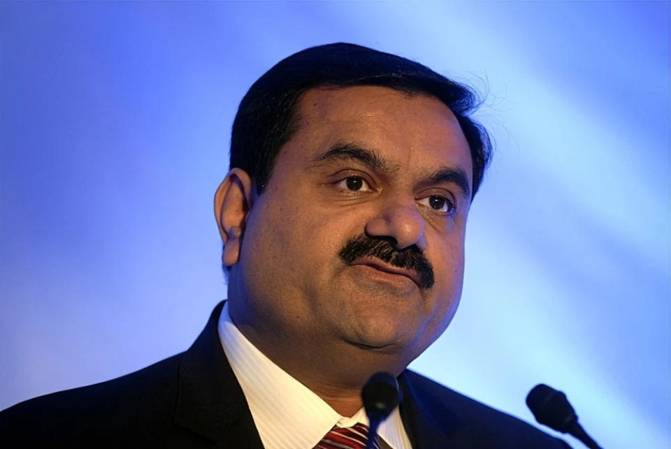 印度商業巨頭高塔姆·阿達尼( Gautam Adani )躍升為全球富豪榜第二名。   圖:翻攝自騰訊網