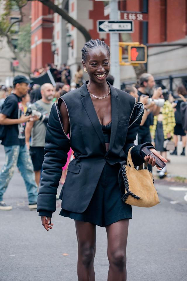 The Best Street Style at New York Fashion Week Spring-Summer 2023