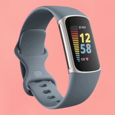 Fitbit Charge 5