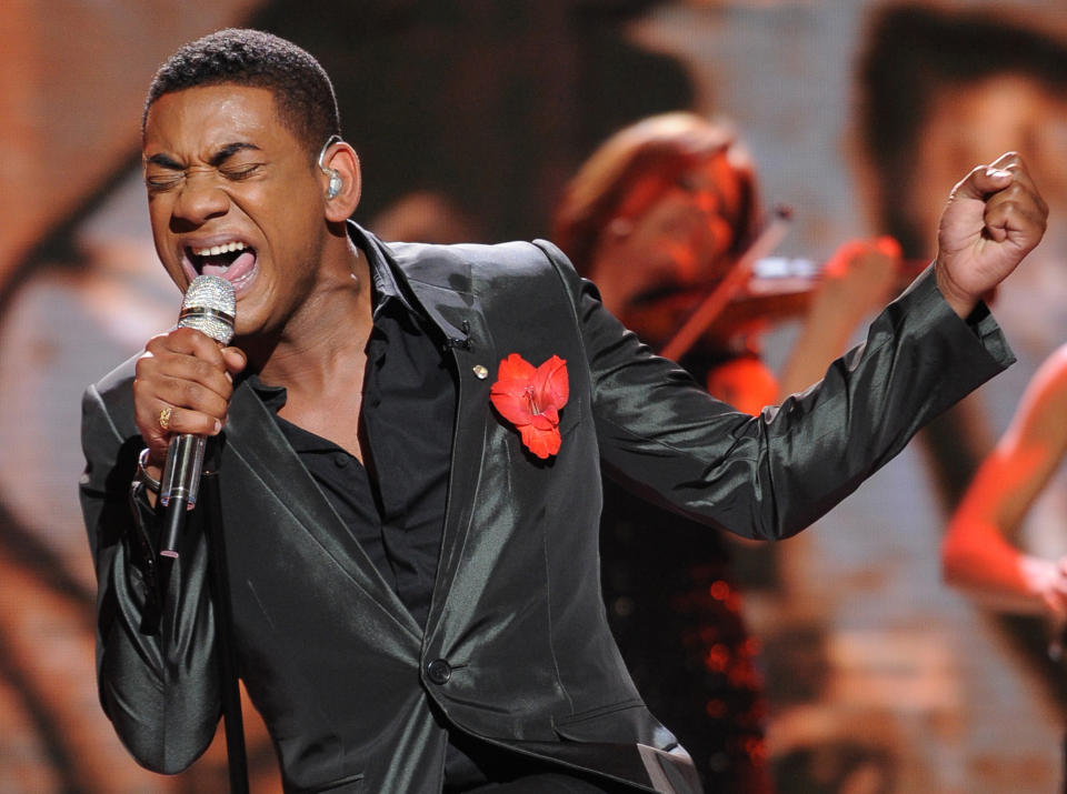 In this May 9, 2012 photo released by Fox, contestant Josh Ledet performs on the singing competition series "American Idol," in Los Angeles. (AP Photo/Fox, Michael Becker)