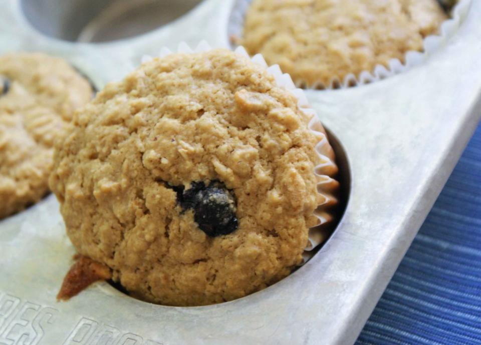 Gluten-free Oatmeal & Quinoa Blueberry Muffins