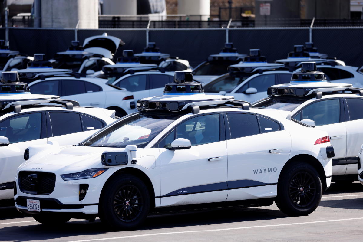 Waymo's driverless taxi fleet will soon be completely electric - engadget.com