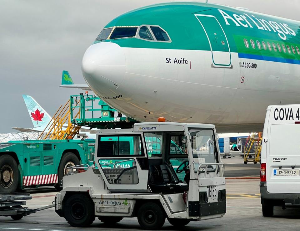 Departing Dublin: Aer Lingus Airbus A330 prepares for departure to the US (Simon Calder)