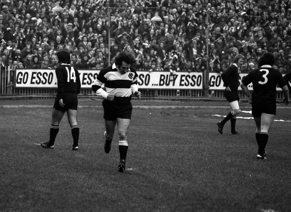 Gareth Edwards in action for the Barbarians against New Zealand (PA) (PA Archive)